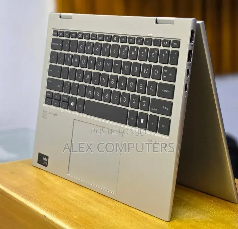 New Laptop HP Elitebook 830 G11 16GB Intel Core Ultra 7 SSD 512GB