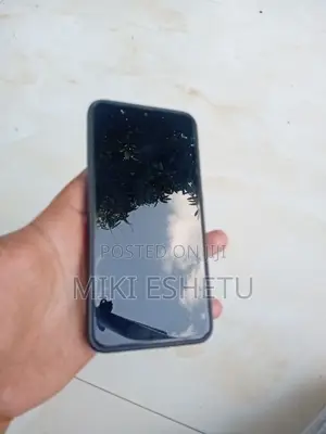 Samsung A10 32 GB Black
