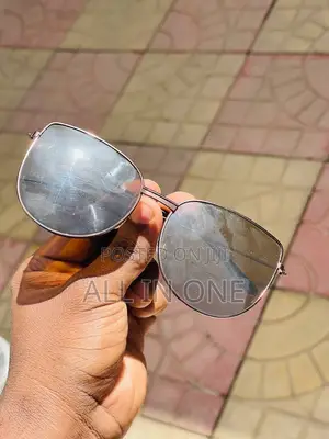 Oval Shaped Men’S Sunglasses