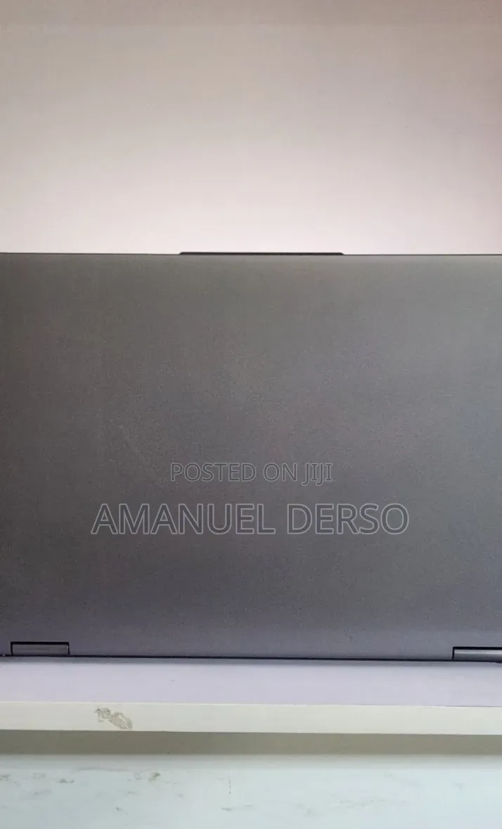 New Laptop Lenovo Yoga 7i 16GB Intel Core i7 SSD 512GB
