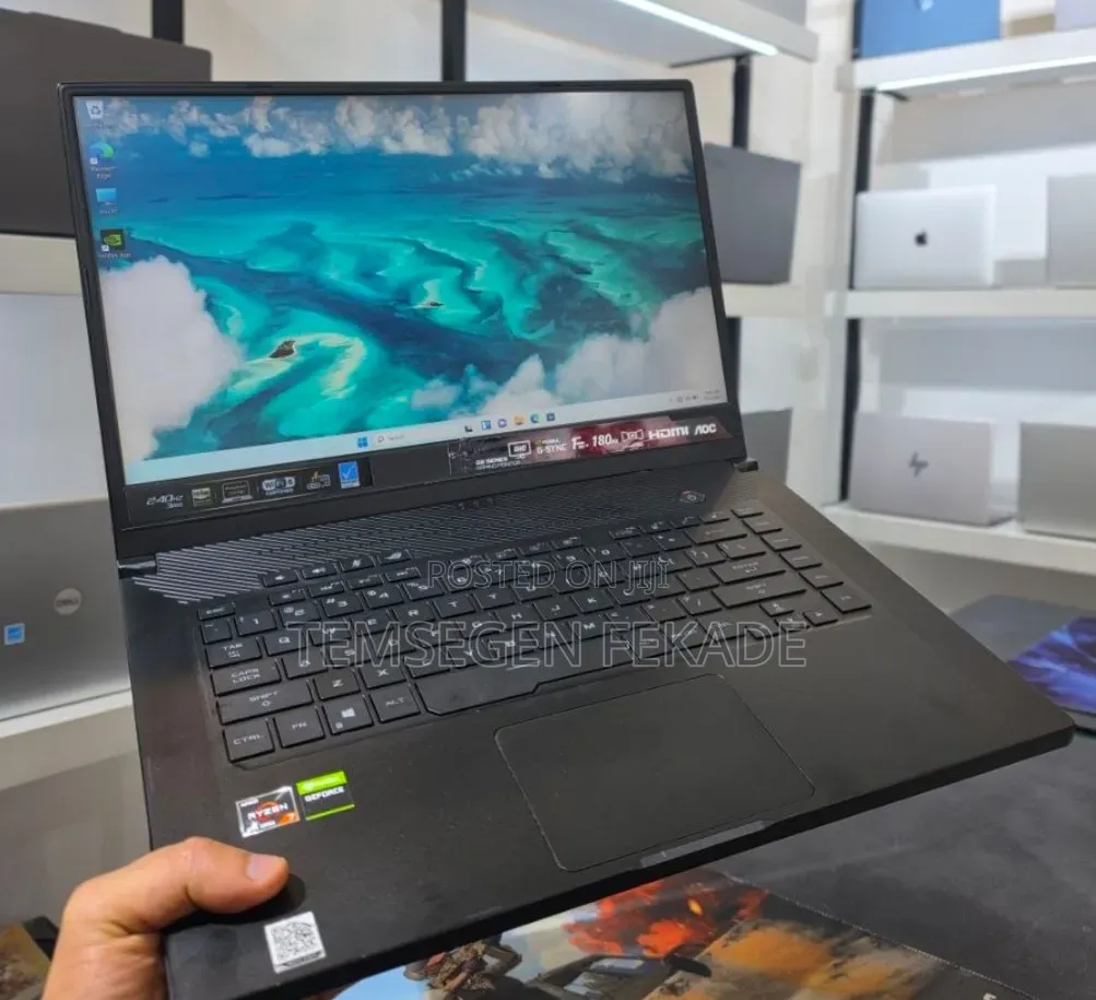 New Laptop Asus ROG Zephyrus Duo 16 16GB AMD Ryzen 7 SSD 512GB