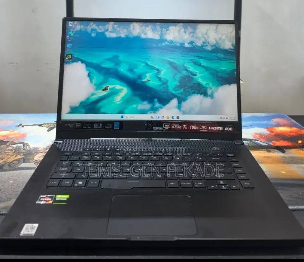 New Laptop Asus ROG Zephyrus Duo 16 16GB AMD Ryzen 7 SSD 512GB