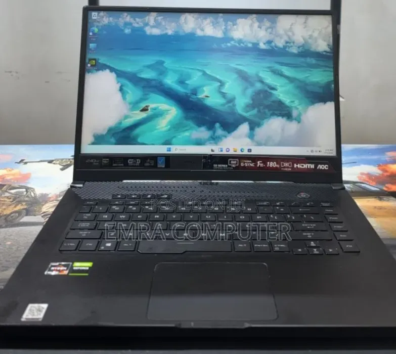 New Laptop Asus 16GB AMD Ryzen 7 SSD 512GB