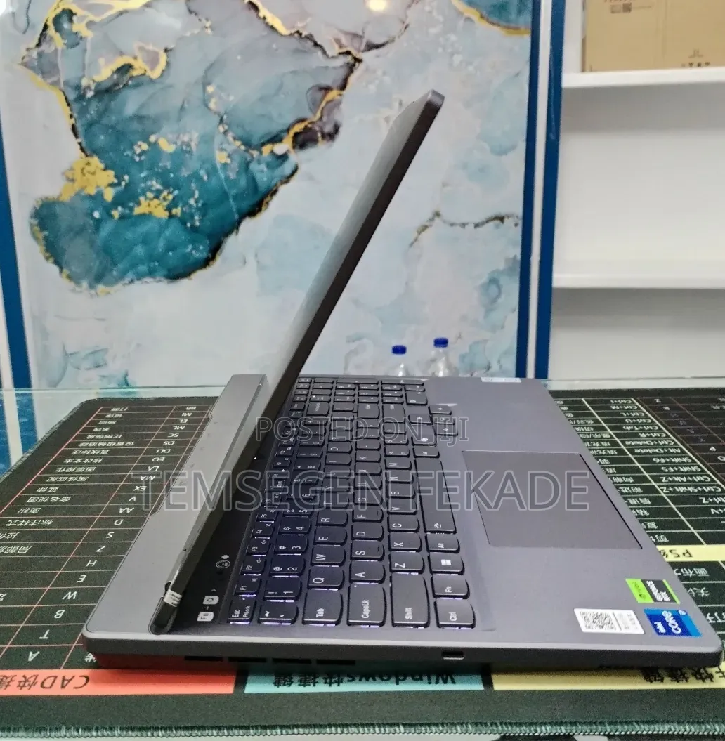 New Lenovo Legion Y7000P IRX9 Gaming Laptop 24GB Intel Core i7 SSD 1T