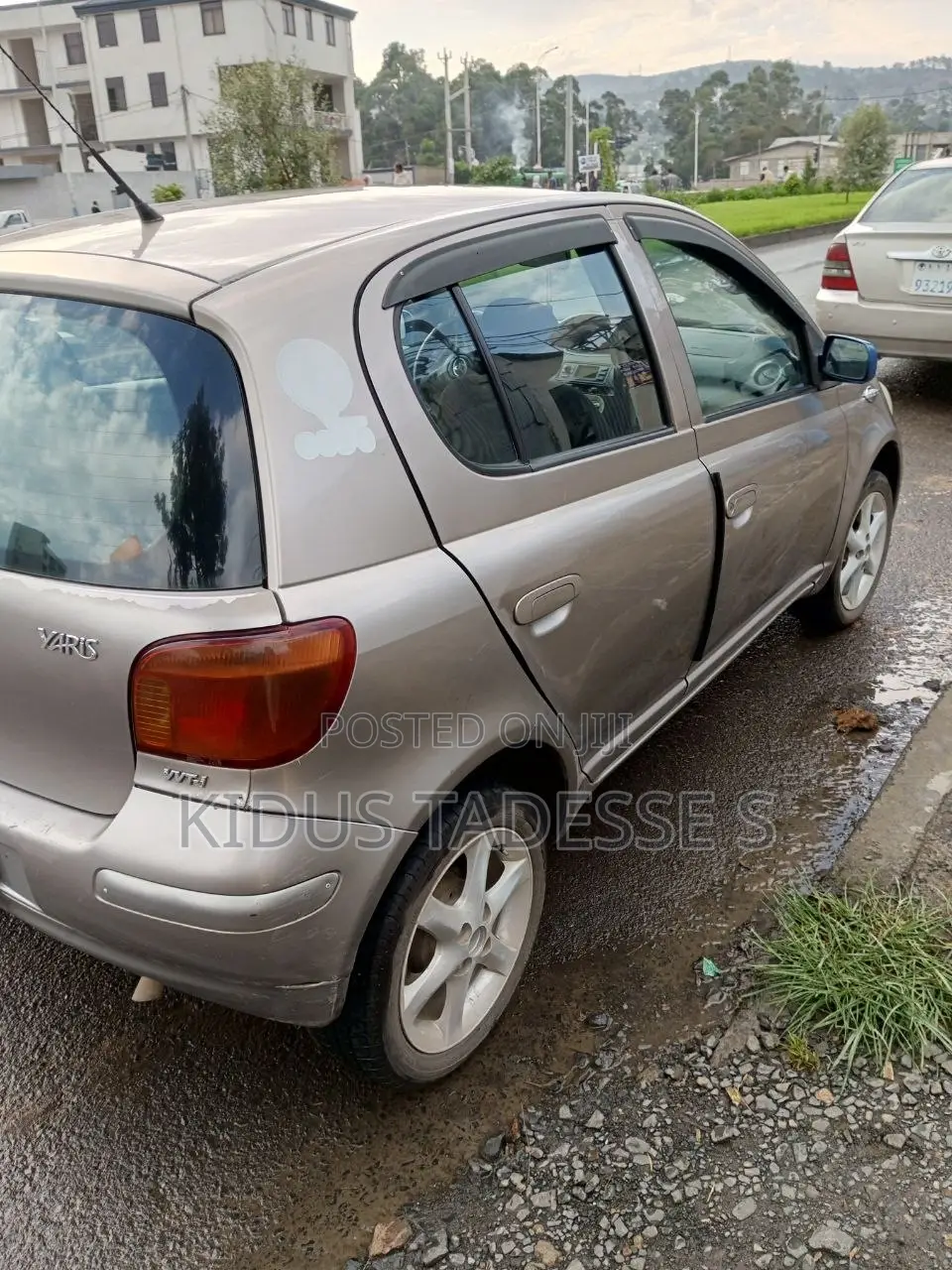 Toyota Yaris 2003 Gray