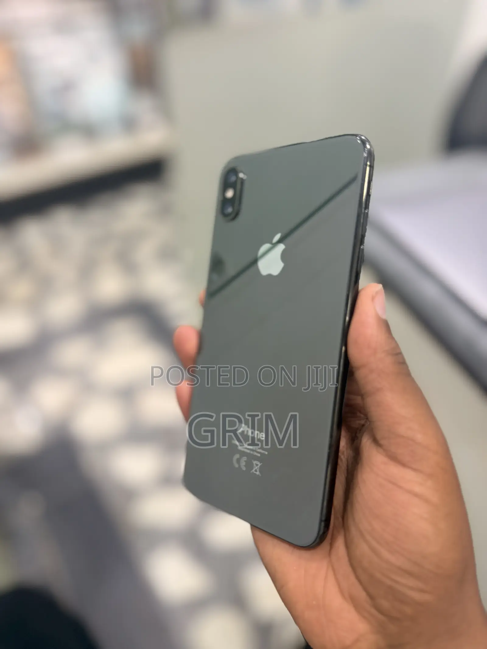 New Apple iPhone XS Max 64 GB Black