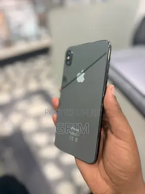 New Apple iPhone XS Max 64 GB Black