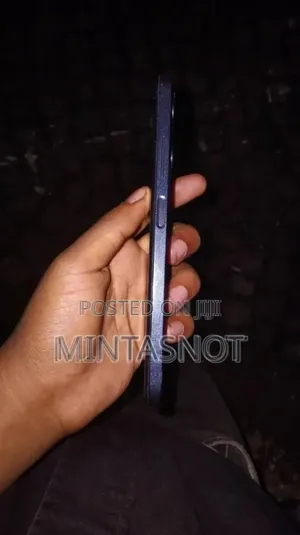 Infinix Hot 30i 128 GB Black