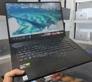 New Laptop Asus ROG Zephyrus Duo 16 16GB AMD Ryzen 7 SSD 512GB