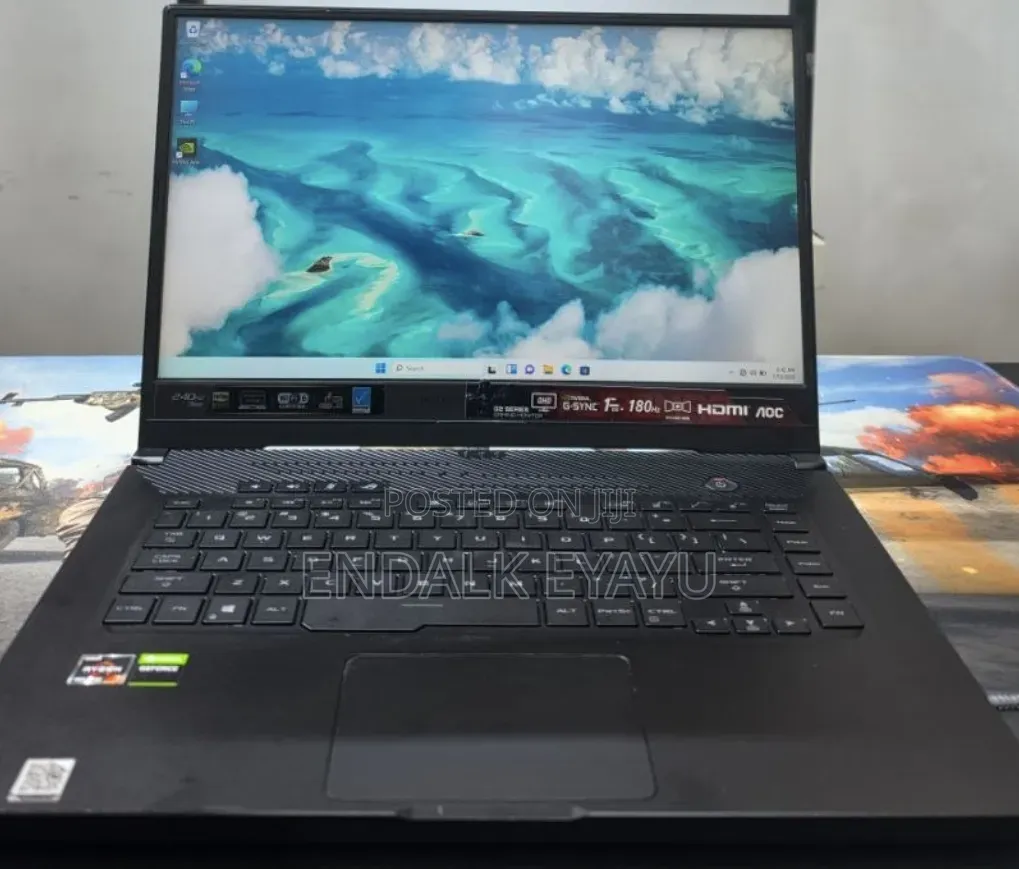 New Laptop Asus ROG Zephyrus Duo 16 16GB AMD Ryzen 7 SSD 512GB
