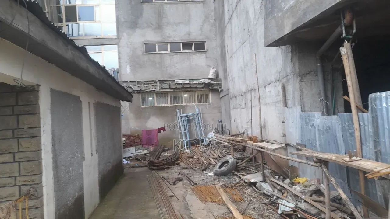 3bdrm House in Megenagna, Nifas Silk-Lafto for sale