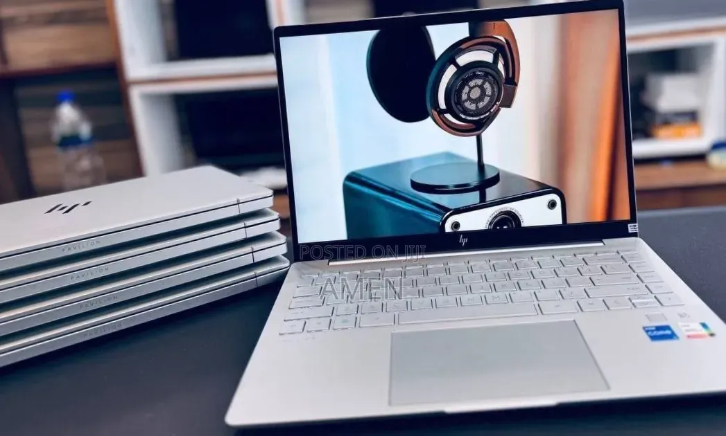 New Laptop HP Pavilion 14 16GB Intel Core i7 SSD 1T