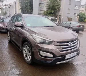 Hyundai Santa Fe 2013 Brown
