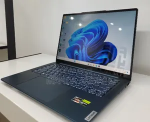 New Laptop Lenovo 16GB AMD Ryzen 7 SSD 512GB