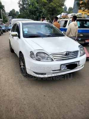 Toyota Corolla 2003 White