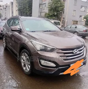 Hyundai Santa Fe 2013 Gray