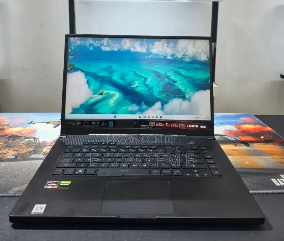 New Laptop Asus 16GB AMD Ryzen 7 SSD 512GB