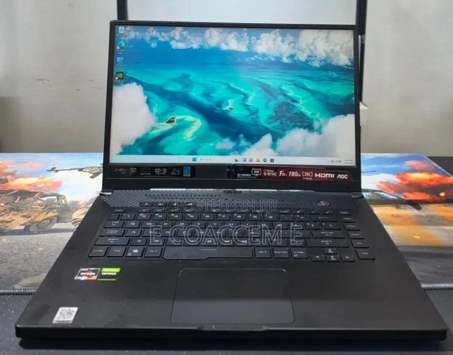 New Laptop Asus 16GB AMD Ryzen 7 SSD 512GB
