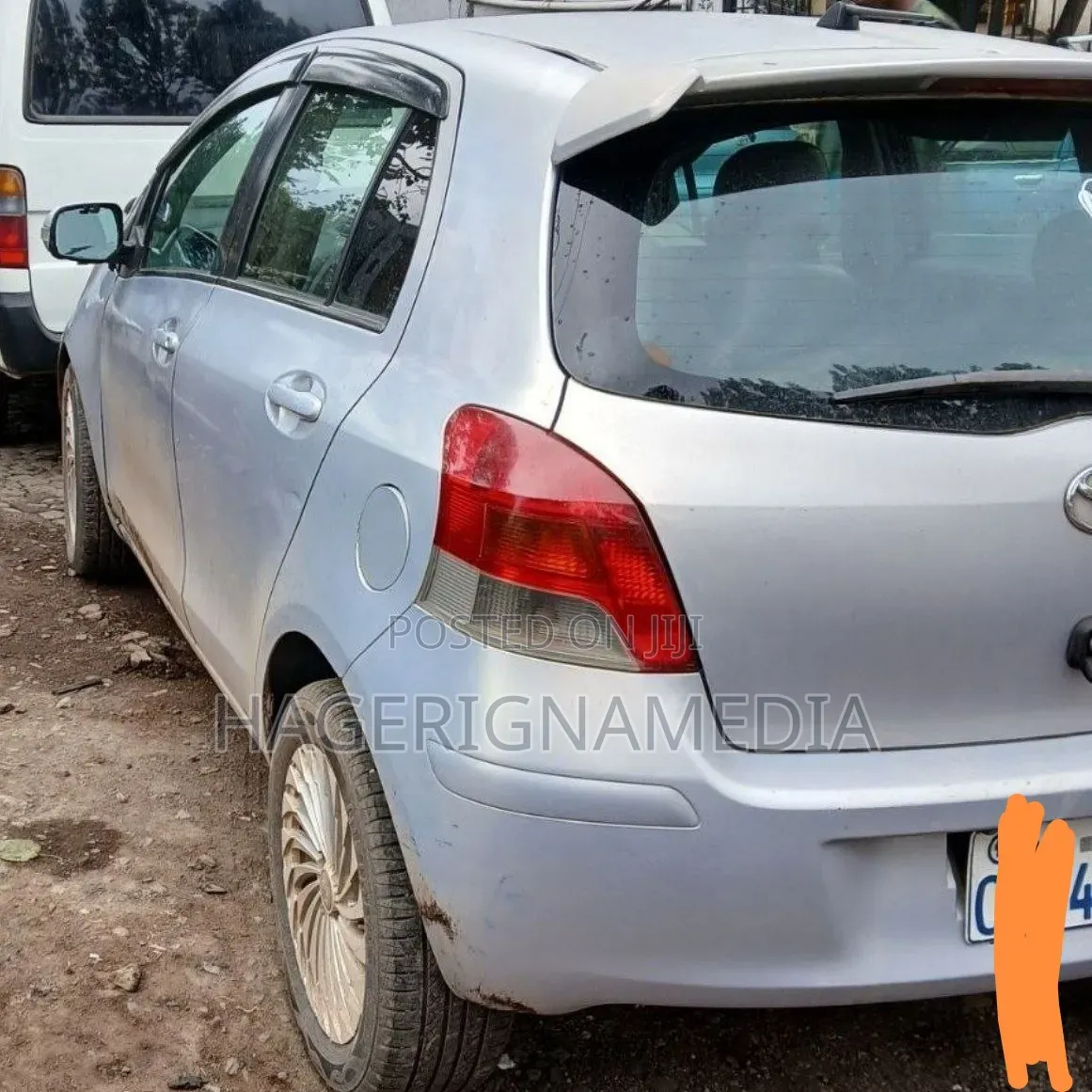 Toyota Yaris 2010 Silver
