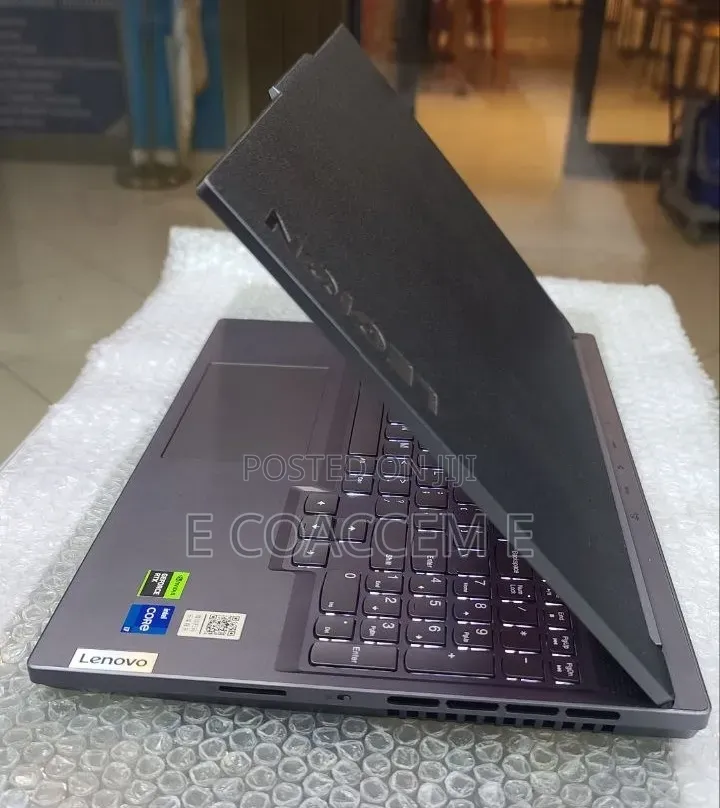 New Laptop Lenovo 16GB Intel Core i7 SSD 1T