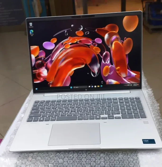 New Laptop HP 655 16GB Intel Core Ultra 7 SSD 512GB