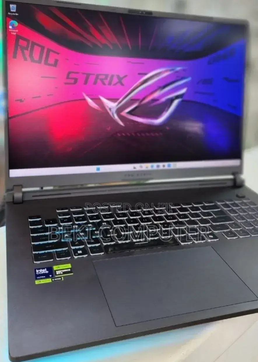 New Laptop Asus ROG Strix G18 32GB Intel Core Ultra 9 SSD 2T