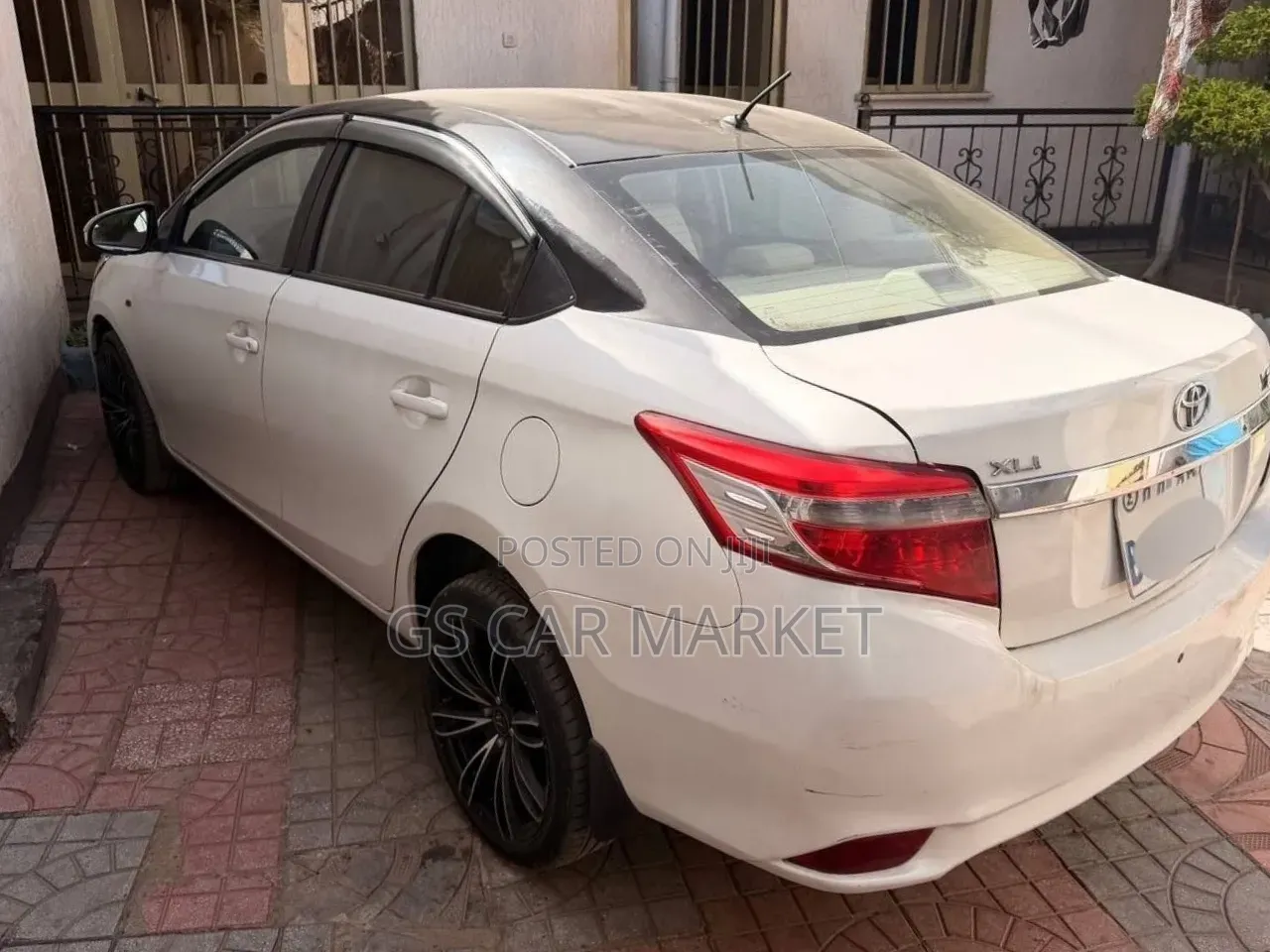 Toyota Yaris 2014 White