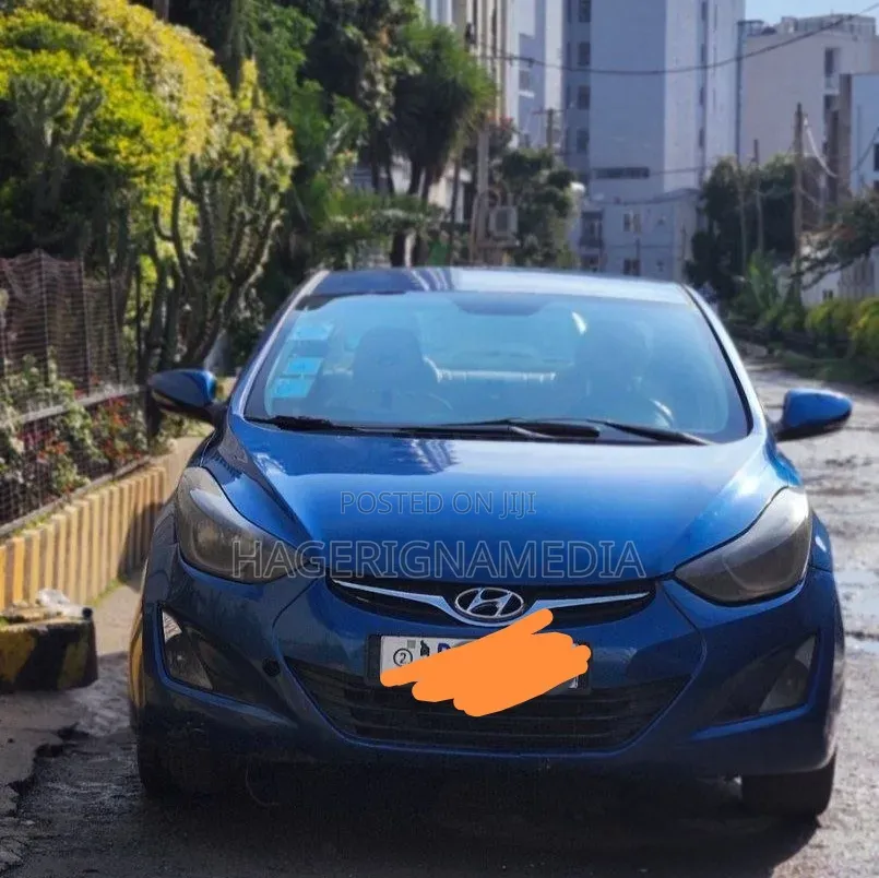 Hyundai Avante 2015 Blue
