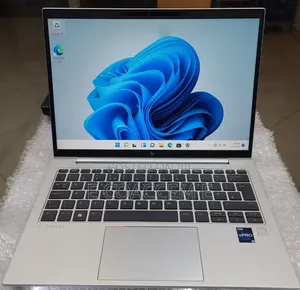 New Laptop HP EliteBook 830 G9 16GB Intel Core i5 SSD 512GB
