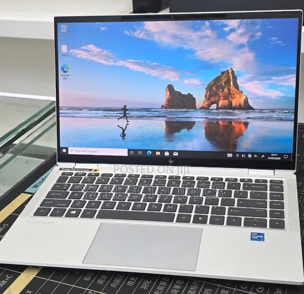 New Laptop HP EliteBook 1040 G8 32GB Intel Core i7 SSD 512GB
