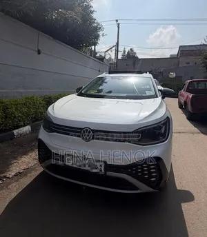 Volkswagen ID.6 2024 White