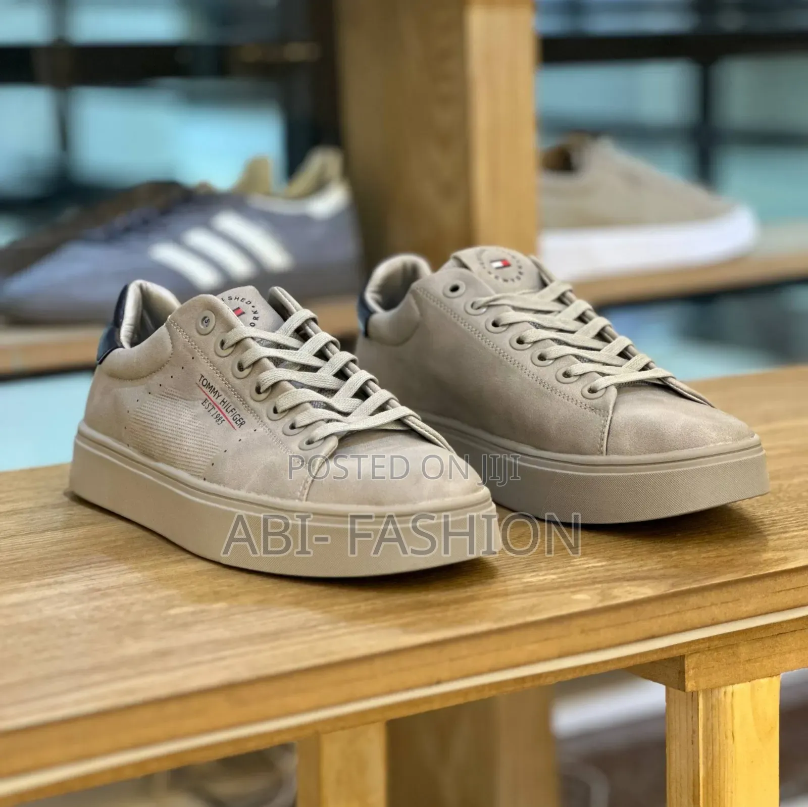 Tommy Hilfiger Core Corporate