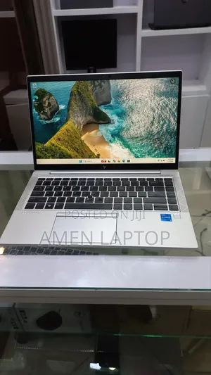 New Laptop HP EliteBook 840 G8 16GB Intel Core i5 SSD 512GB