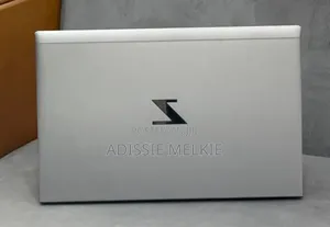 New Laptop HP ZBook Firefly G8 16GB Intel Core i5 SSD 512GB