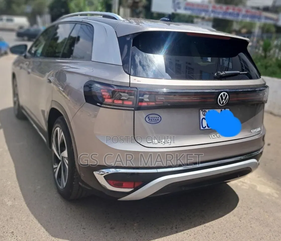 Volkswagen ID.6 2024 Brown