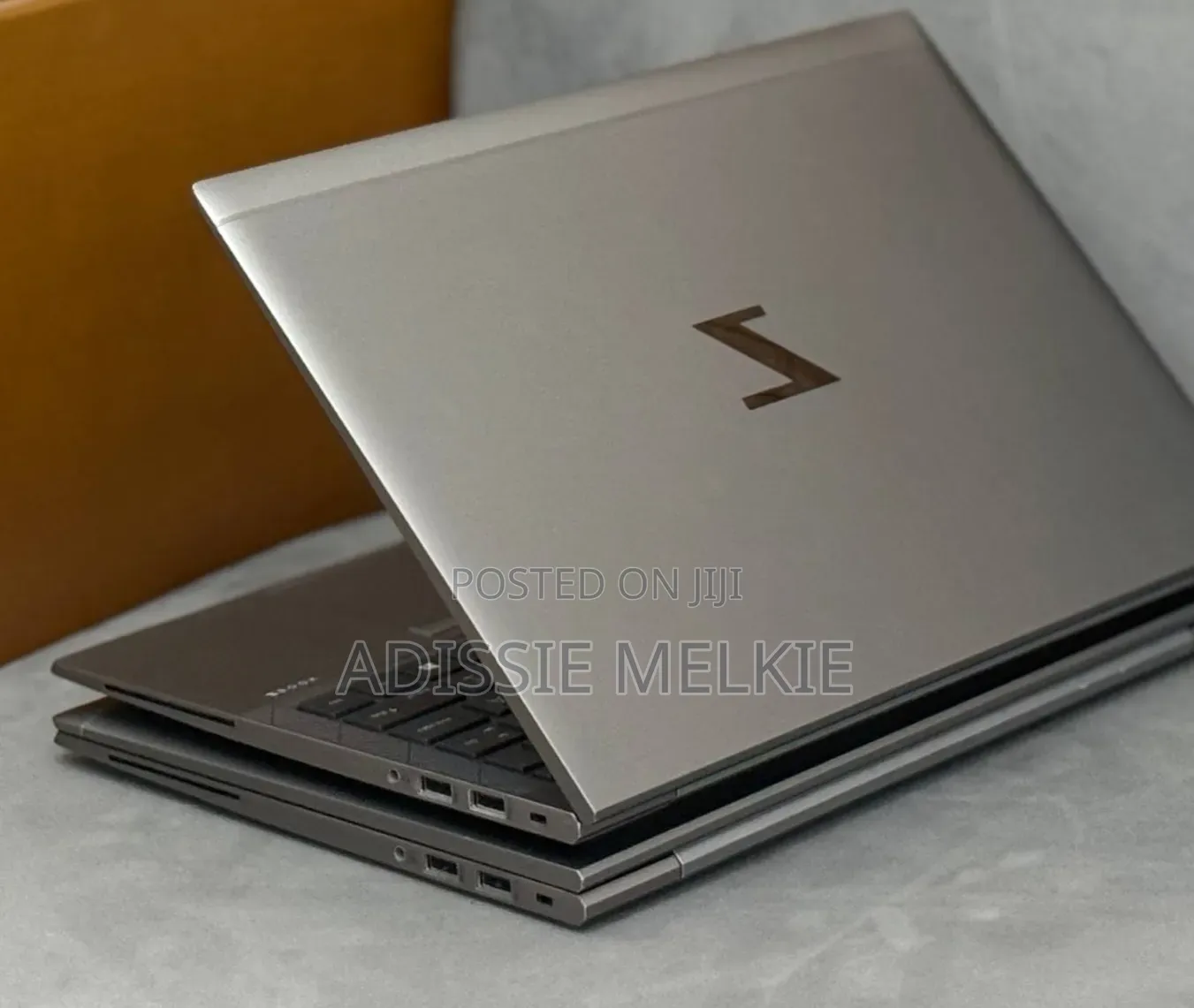 New Laptop HP ZBook Firefly G8 16GB Intel Core i7 SSD 512GB