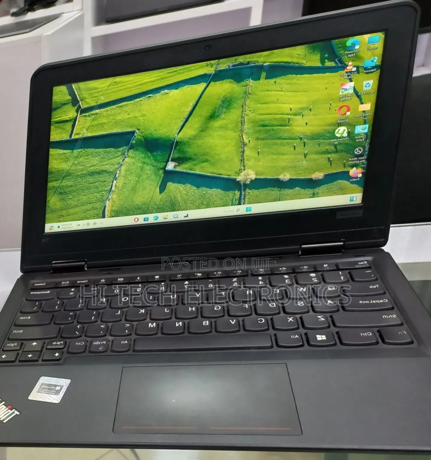 New Laptop Lenovo Yoga 11e 8GB Intel Core 2 Quad HDD 128GB