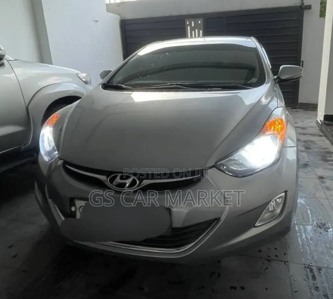Hyundai Avante 2013 Teal