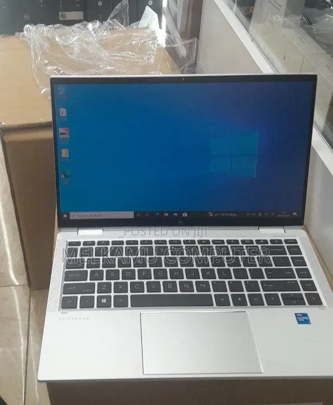 New Laptop HP EliteBook 1040 G8 16GB Intel Core i7 SSD 512GB