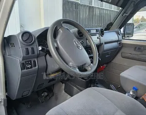 Toyota Land Cruiser 2019