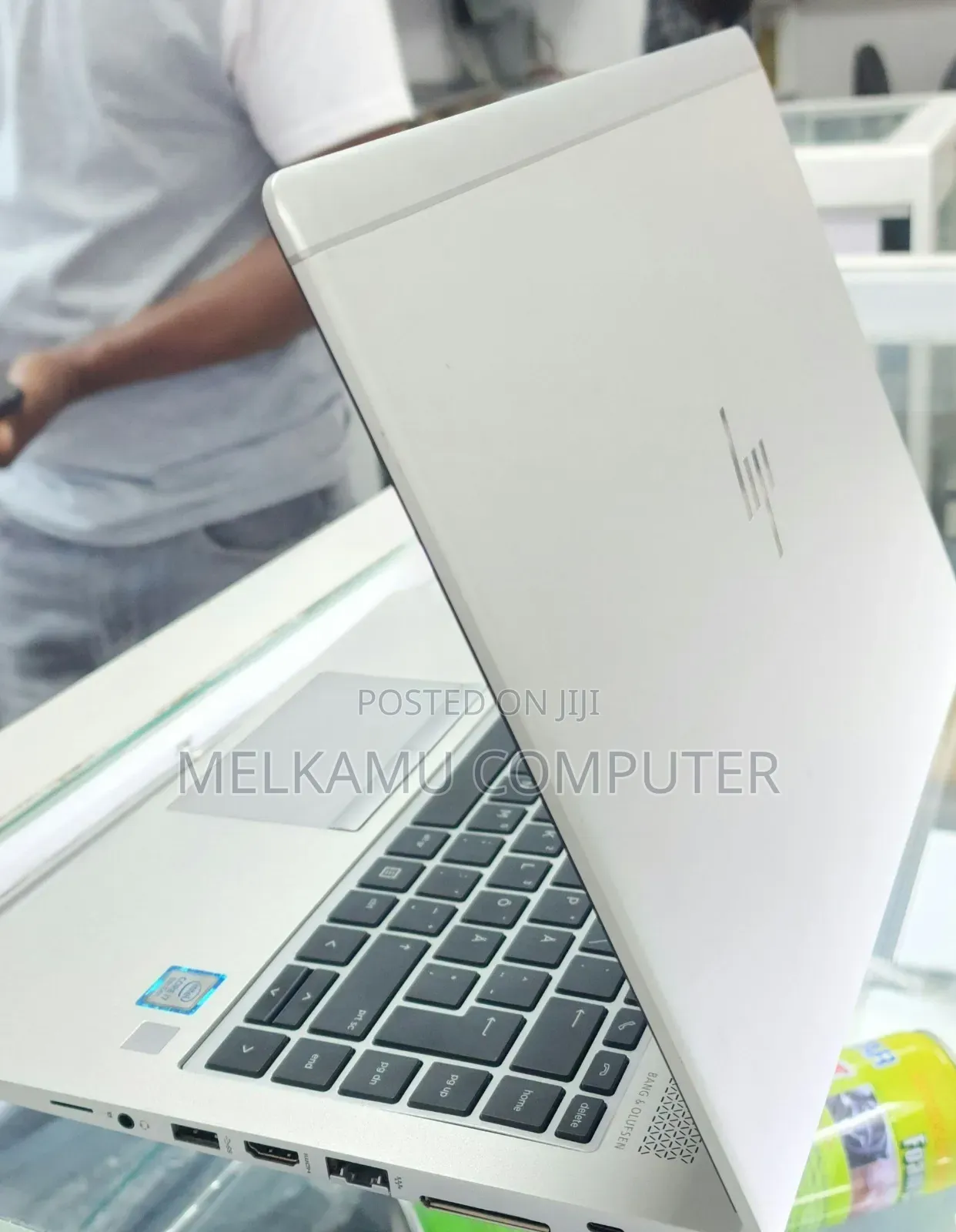 New Laptop HP EliteBook 840 G5 8GB Intel Core i7 SSD 512GB