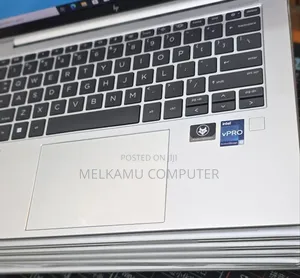 New Laptop HP EliteBook 840 G9 16GB Intel Core i7 SSD 512GB