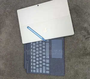 New Laptop Microsoft Surface Pro 9 16GB Intel Core i7 SSD 512GB