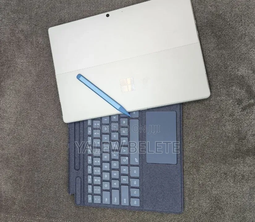 New Laptop Microsoft Surface Pro 9 16GB Intel Core i7 SSD 512GB