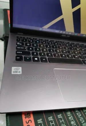 New Laptop Asus Vivobook 15 8GB Intel Core i3 SSD 256GB