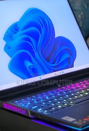 New Laptop Lenovo Legion 5 32GB AMD Ryzen 9 SSD 1T