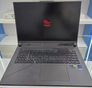 New Laptop Asus ROG Strix G18 16GB Intel Core i9 SSD 1T