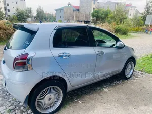 Toyota Yaris 1.0 VVT-i 2008 Silver