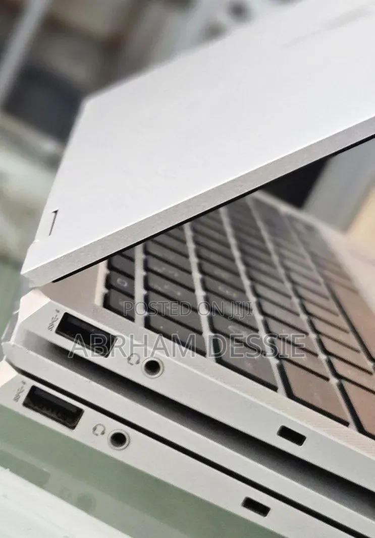 New Laptop HP EliteBook 1040 G8 16GB Intel Core i7 SSD 512GB