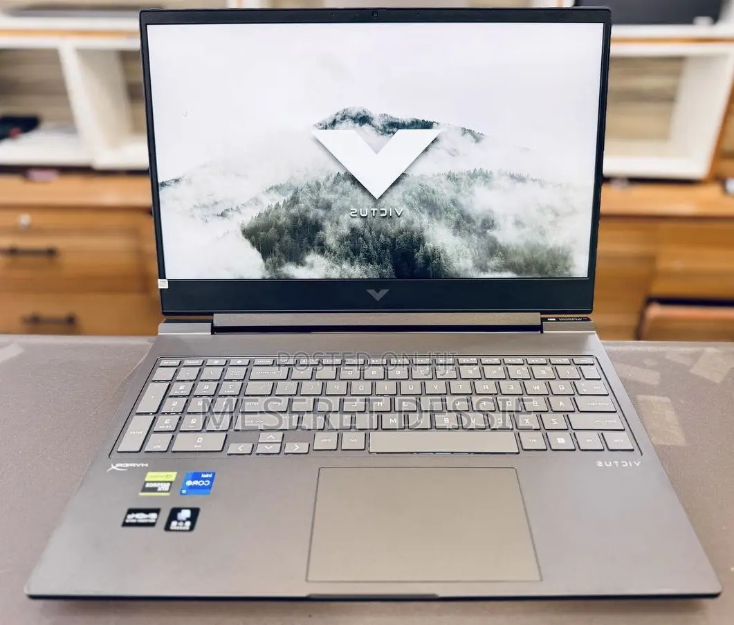 New Laptop HP Victus 16 16GB Intel Core i7 SSD 1T